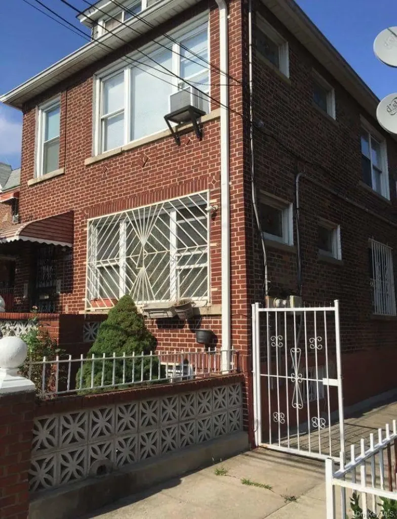 3238 Wilson Avenue Bronx NY 10469