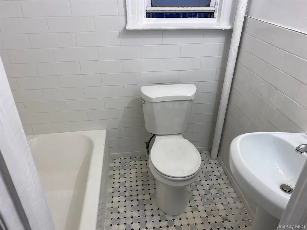 3238 Wilson Avenue Bronx NY 10469