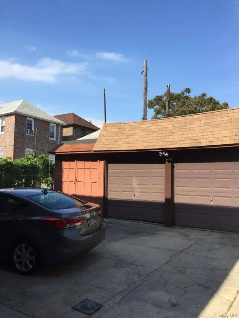 3238 Wilson Avenue Bronx NY 10469