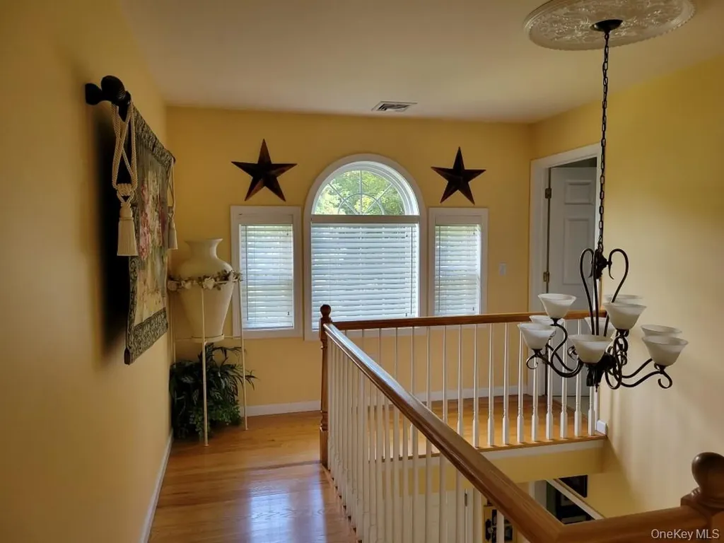 5 Perri Lane Pawling NY 12564