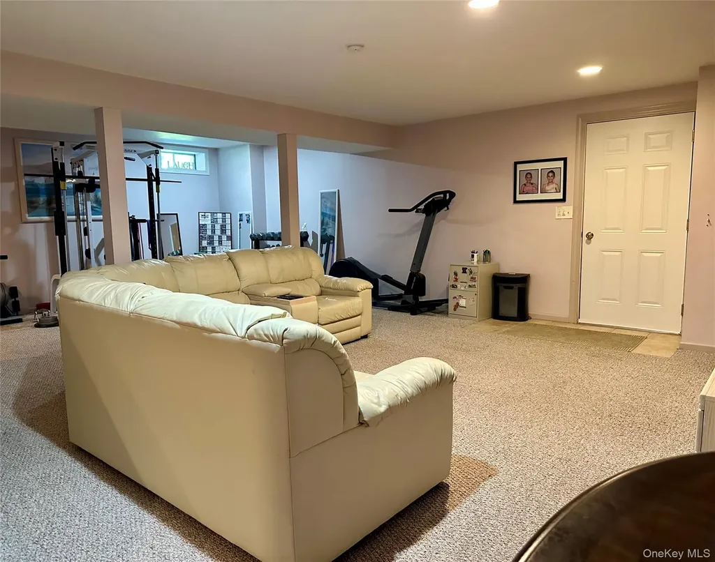 5 Perri Lane Pawling NY 12564