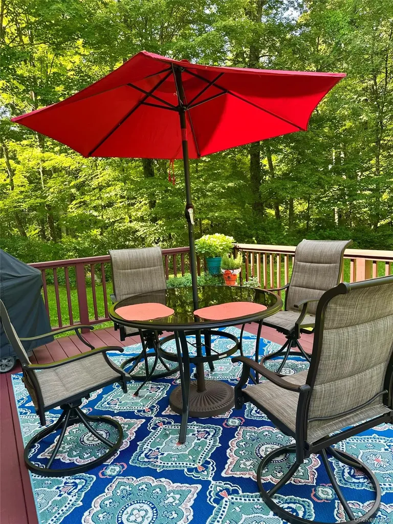 5 Perri Lane Pawling NY 12564