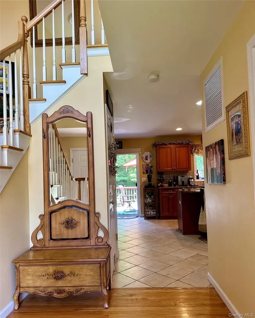 5 Perri Lane Pawling NY 12564