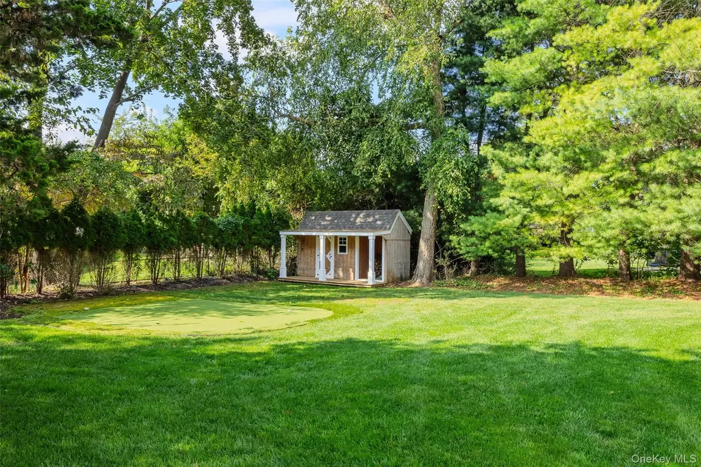 8 Brian Lane Mount Sinai NY 11766