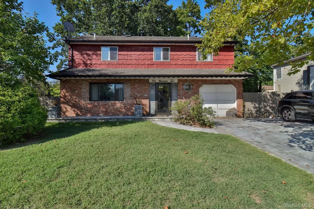 102 Branch Avenue Central Islip NY 11722
