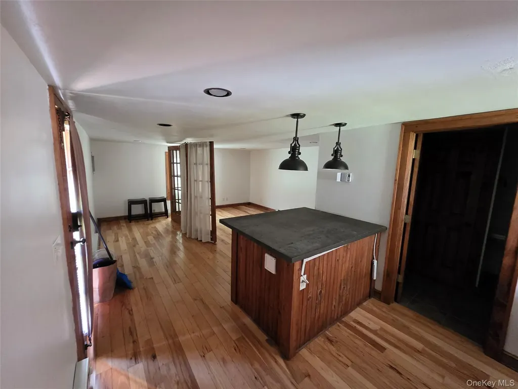 2323 State Route 207 Campbell Hall NY 10916