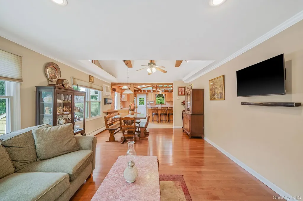 29 Diana Road Rocky Point NY 11778