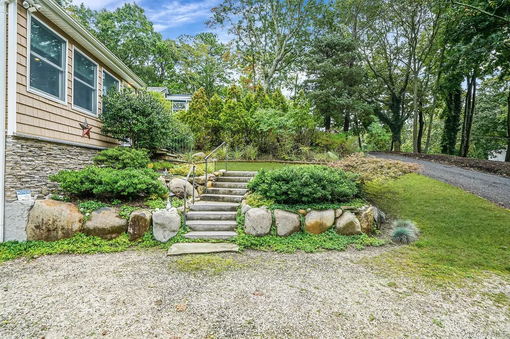 29 Diana Road Rocky Point NY 11778