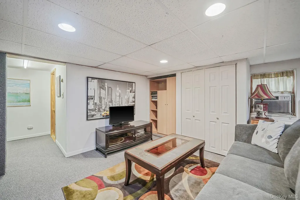29 Diana Road Rocky Point NY 11778
