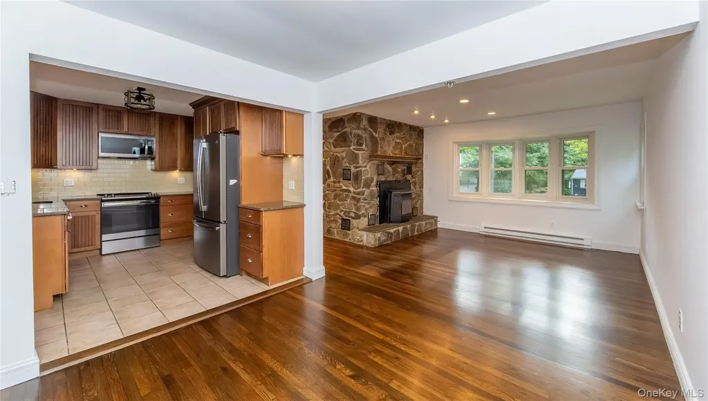 96 Lakeview Drive Pawling NY 12564