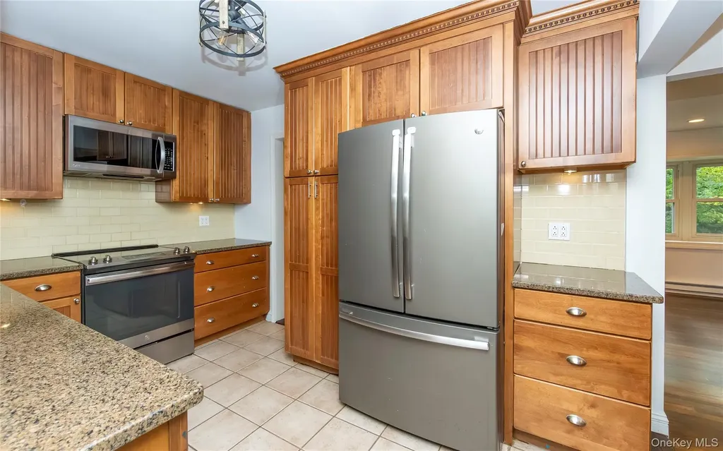 96 Lakeview Drive Pawling NY 12564