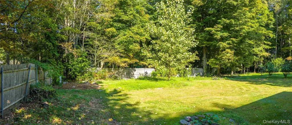 96 Lakeview Drive Pawling NY 12564