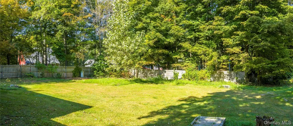 96 Lakeview Drive Pawling NY 12564