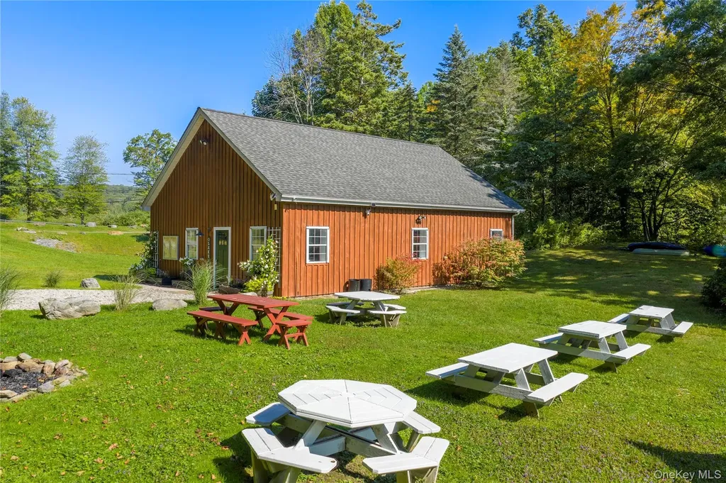 96 Lakeview Drive Pawling NY 12564