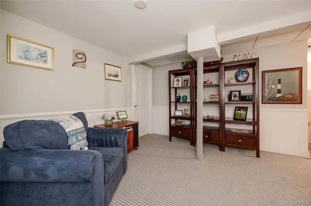 140 N Woods Drive Wading River NY 11792