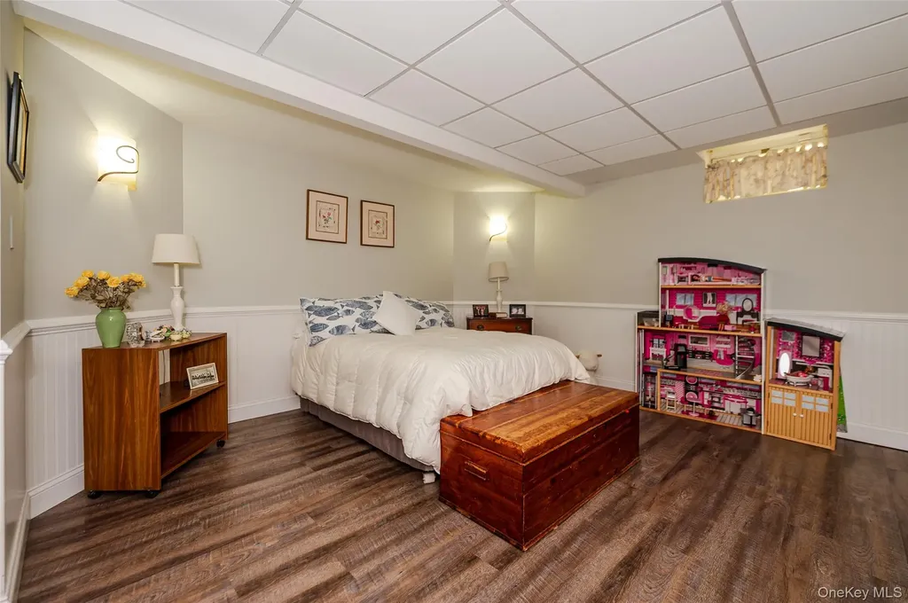 140 N Woods Drive Wading River NY 11792