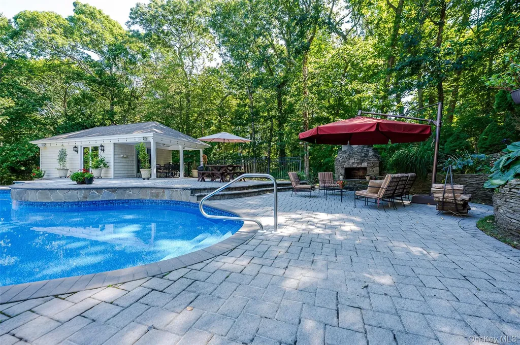 140 N Woods Drive Wading River NY 11792