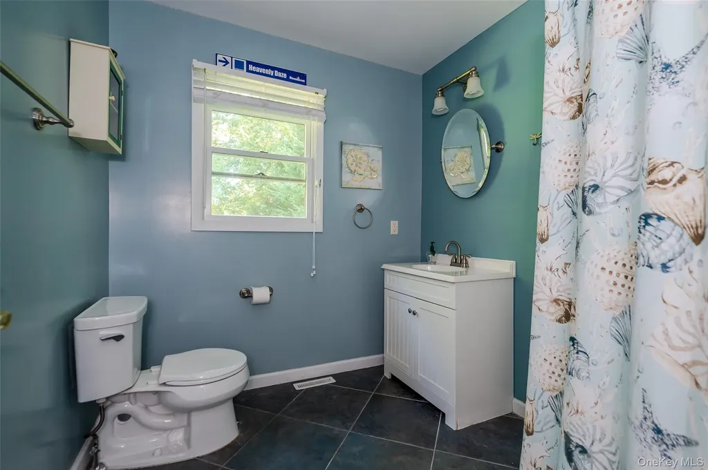 140 N Woods Drive Wading River NY 11792