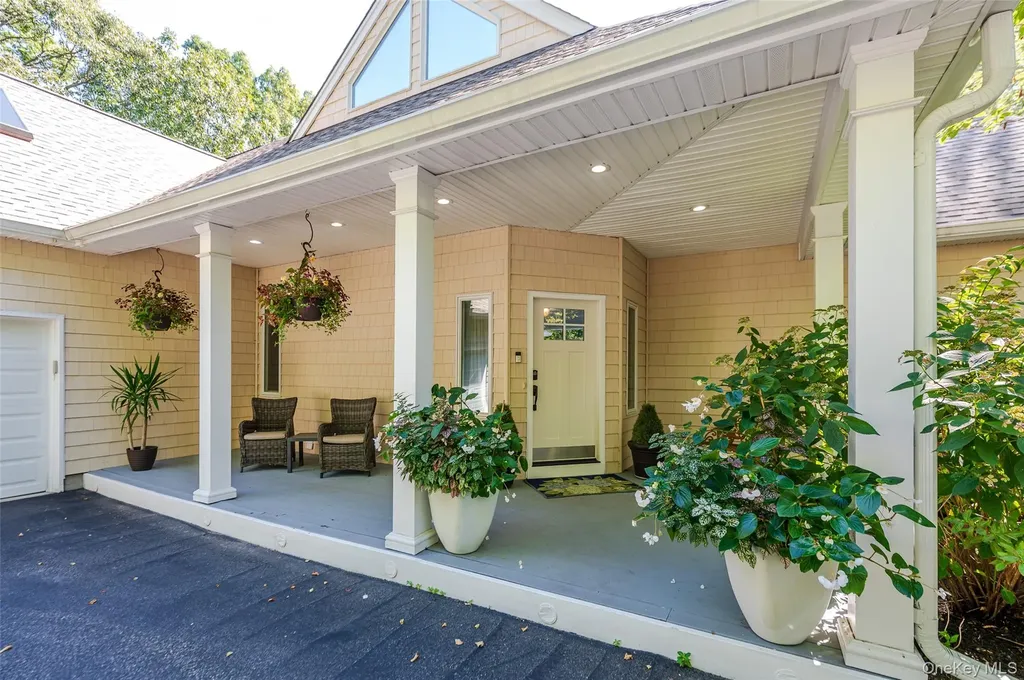 140 N Woods Drive Wading River NY 11792