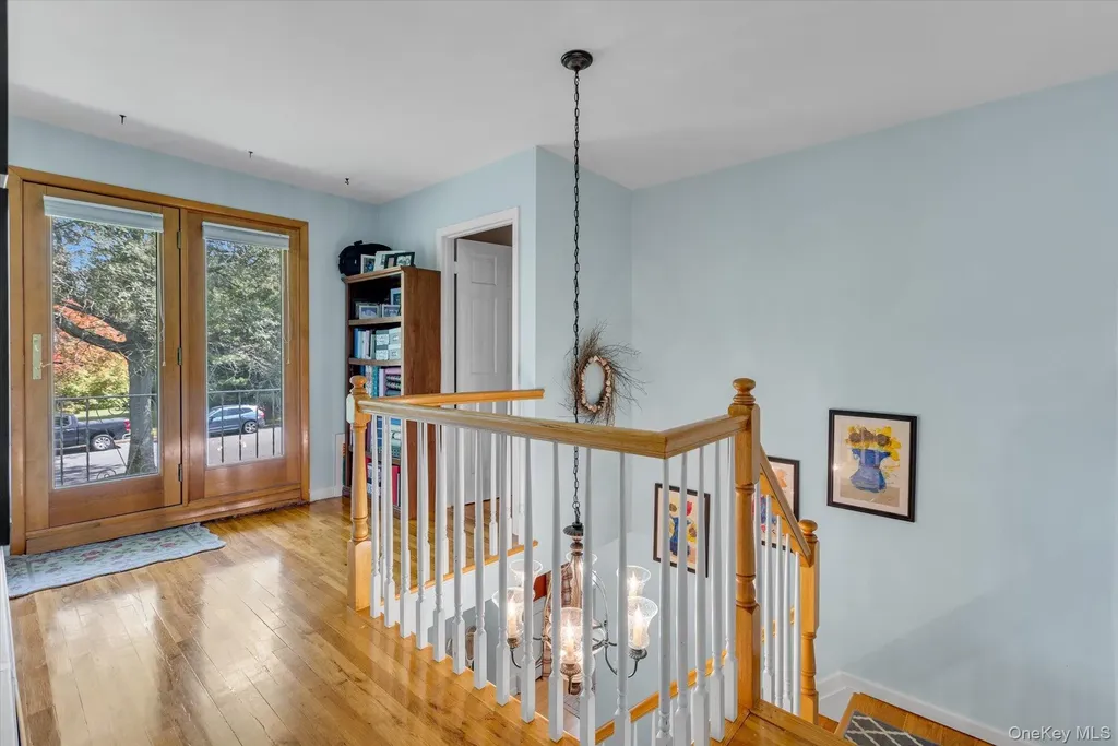 48 Terry Road Northport NY 11768