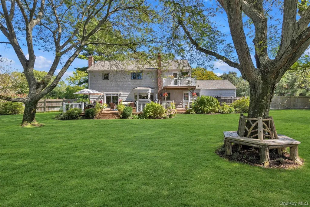 48 Terry Road Northport NY 11768