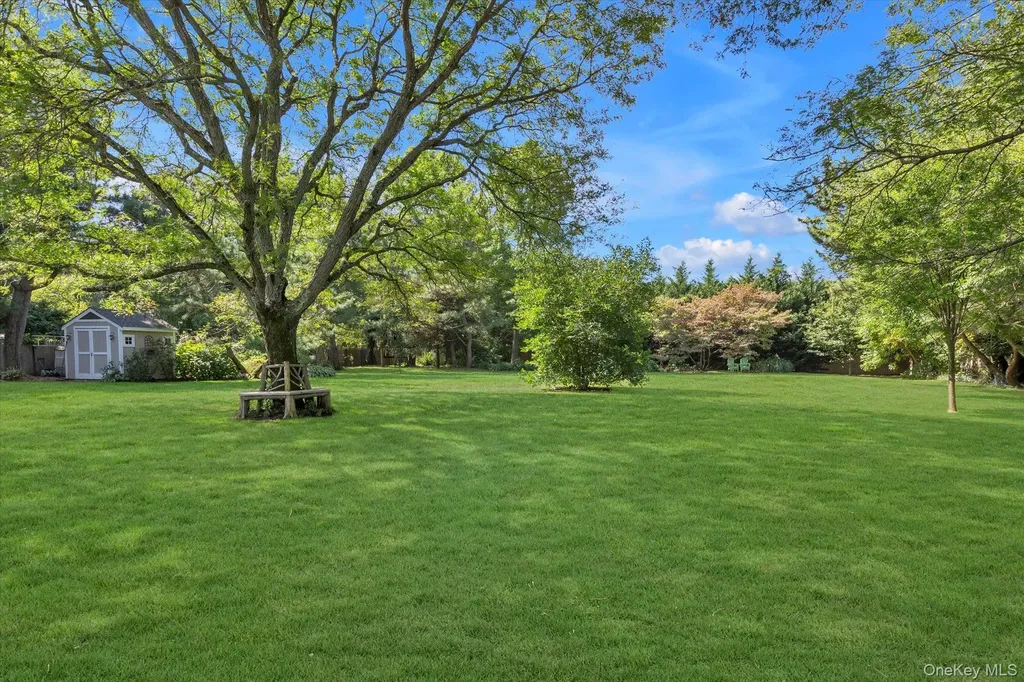 48 Terry Road Northport NY 11768