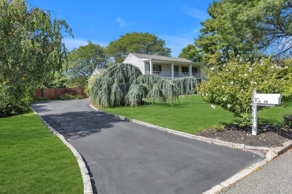 48 Terry Road Northport NY 11768