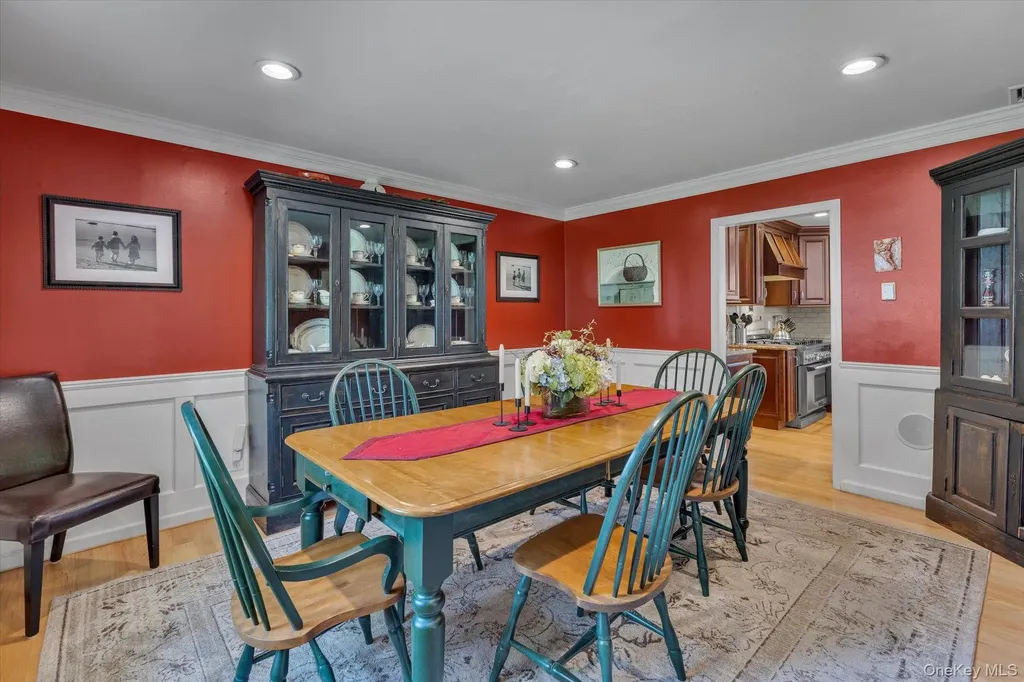 48 Terry Road Northport NY 11768