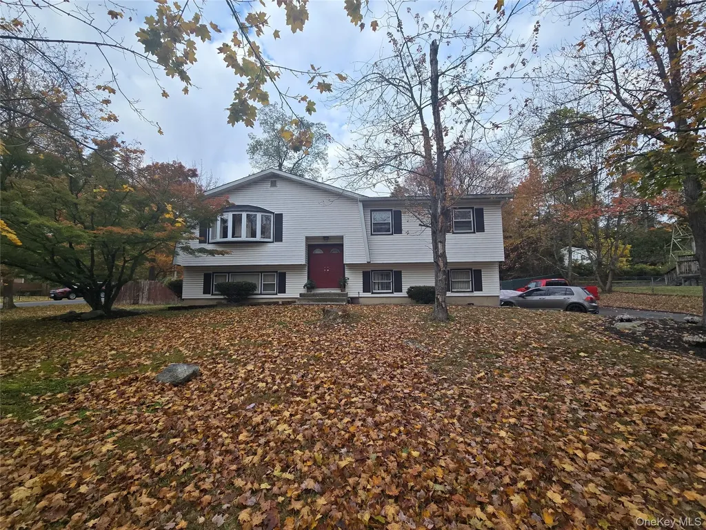 154 Rockland Lane Spring Valley NY 10977