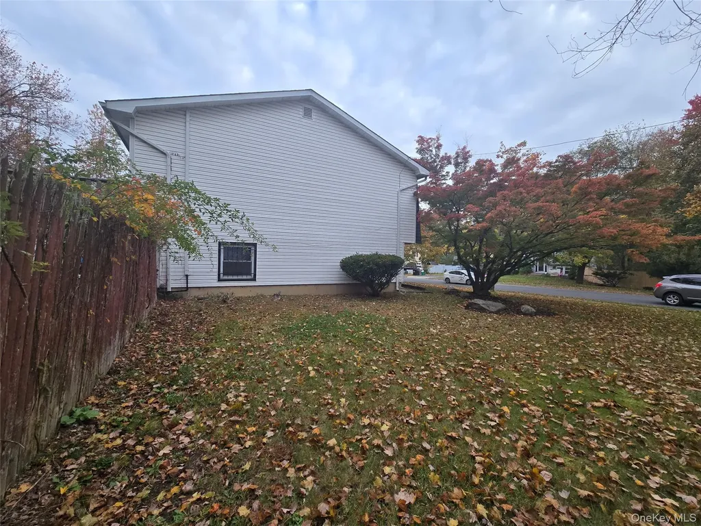 154 Rockland Lane Spring Valley NY 10977