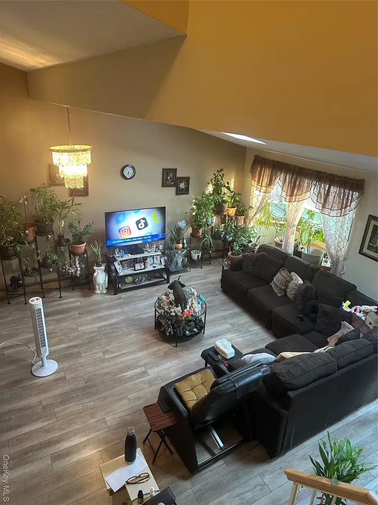 1091 E 72nd Street Brooklyn NY 11234