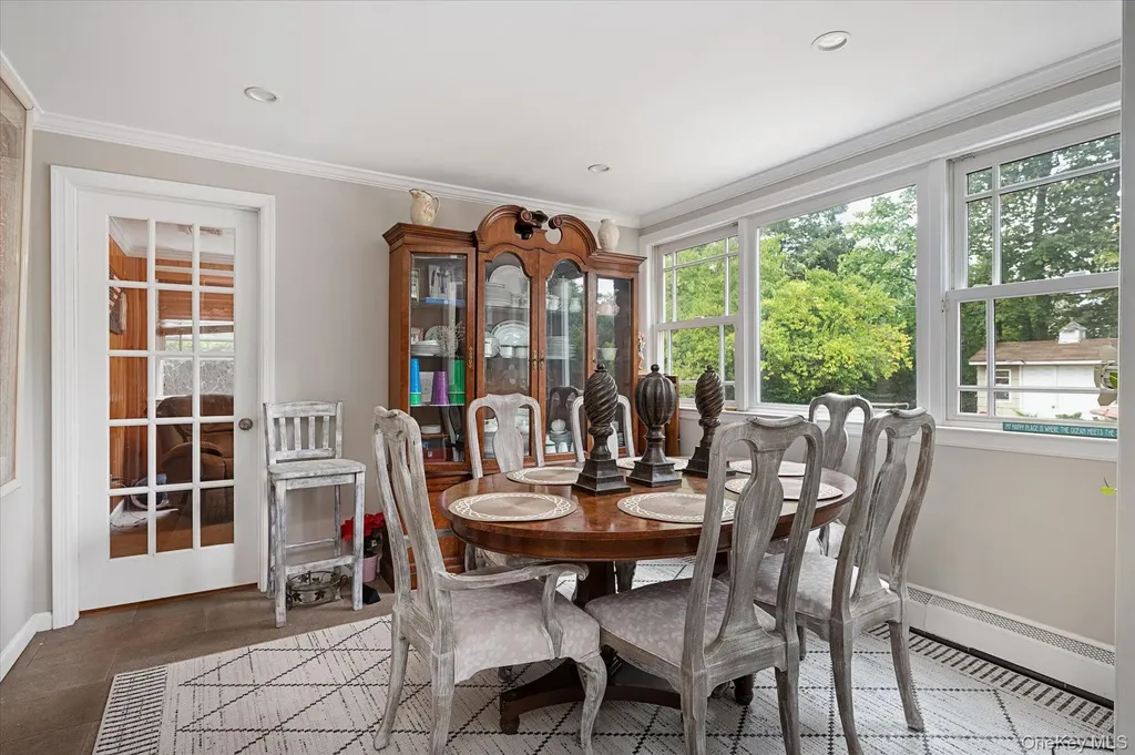 1361 Boxwood Drive E Hewlett Harbor NY 11557