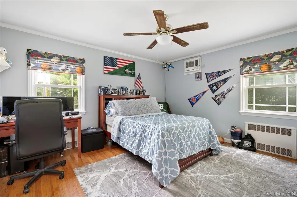 1361 Boxwood Drive E Hewlett Harbor NY 11557