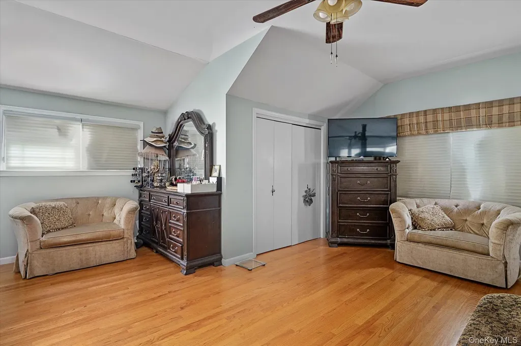1361 Boxwood Drive E Hewlett Harbor NY 11557