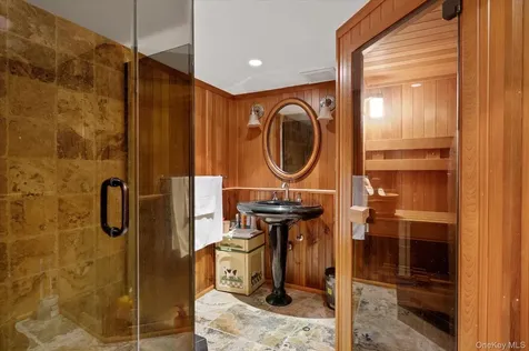 1361 Boxwood Drive E Hewlett Harbor NY 11557