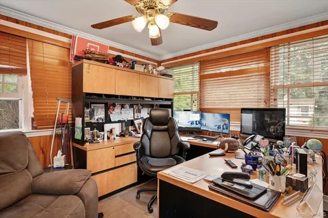 1361 Boxwood Drive E Hewlett Harbor NY 11557