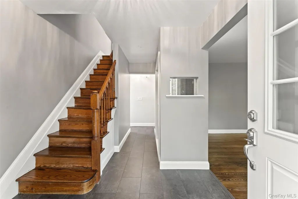 16 Bryn Mawr Parkway Bronxville NY 10708