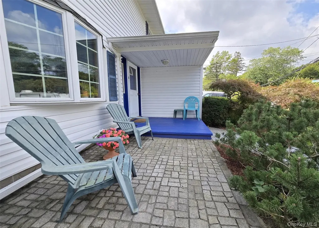 8 Corvette Road Selden NY 11784