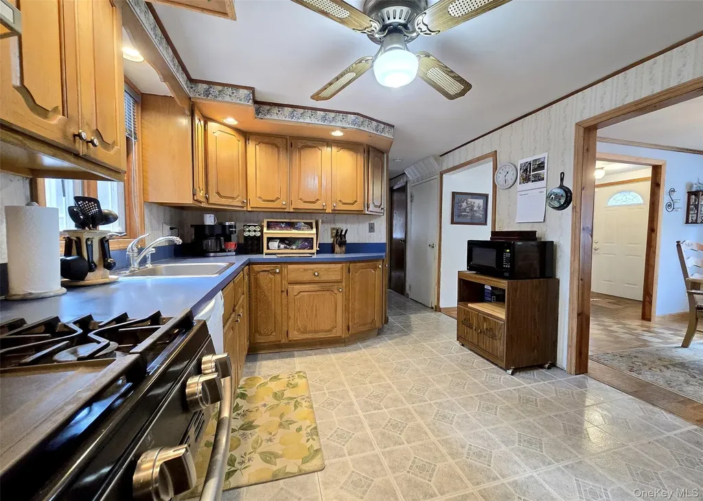 8 Corvette Road Selden NY 11784