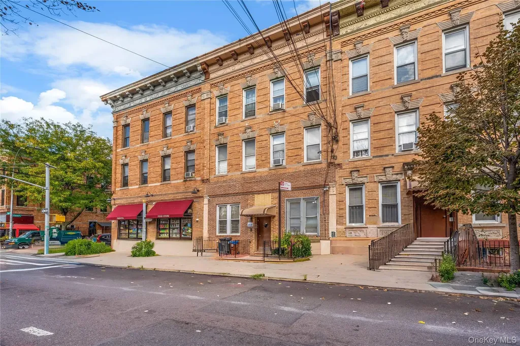 59-05 Catalpa Avenue Ridgewood NY 11385