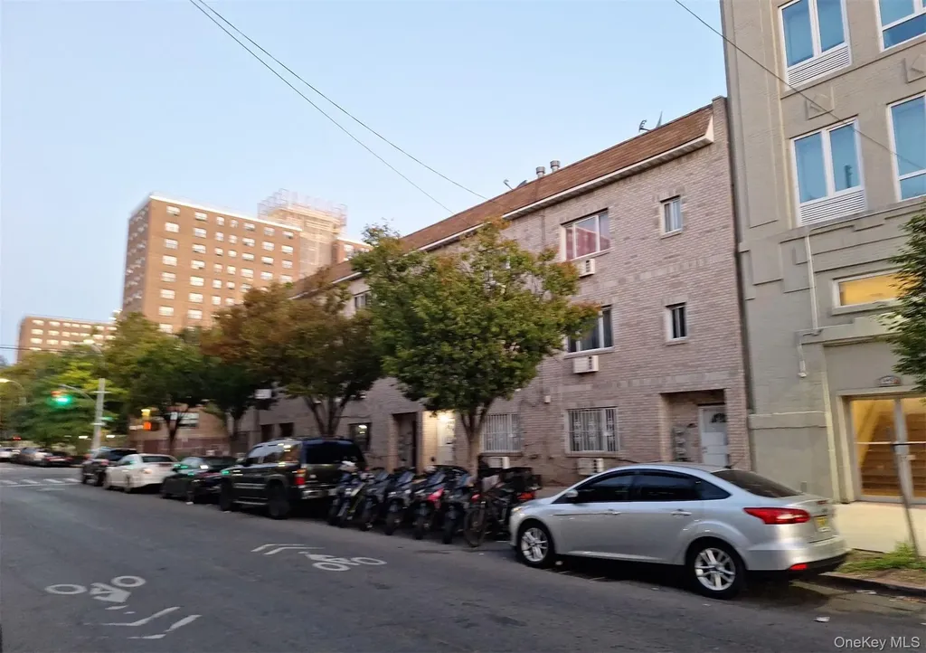 440 Blake Avenue Brooklyn NY 11212