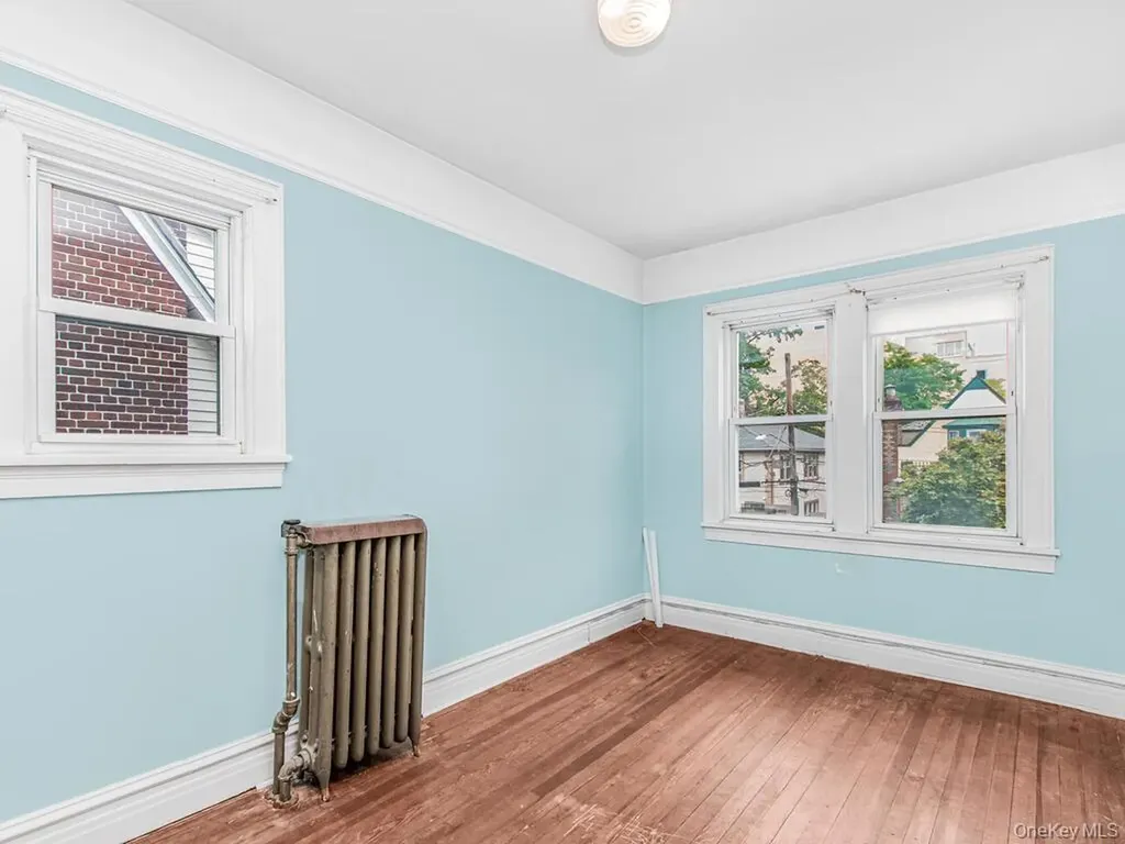 5621 Post Road Bronx NY 10471