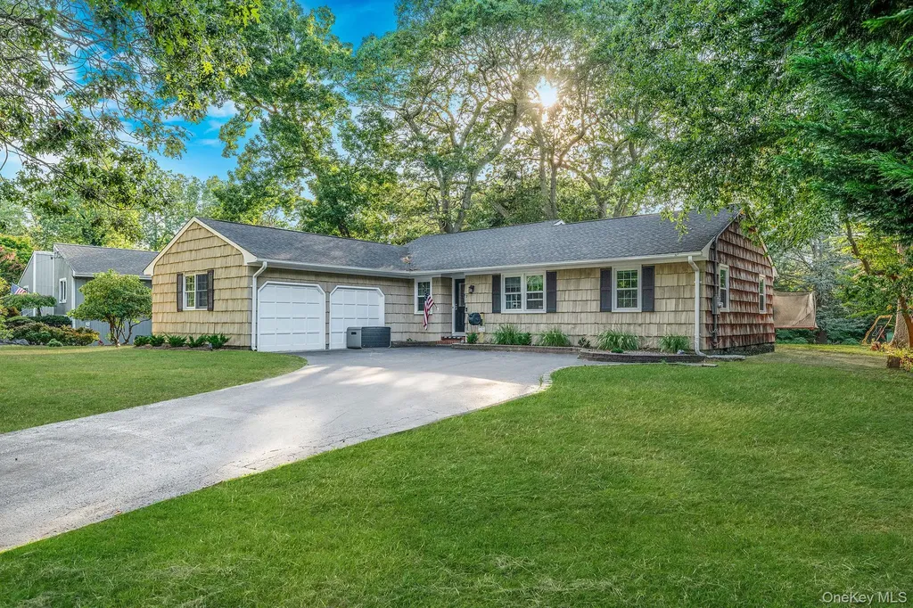 7 Cornell Road Shoreham NY 11786