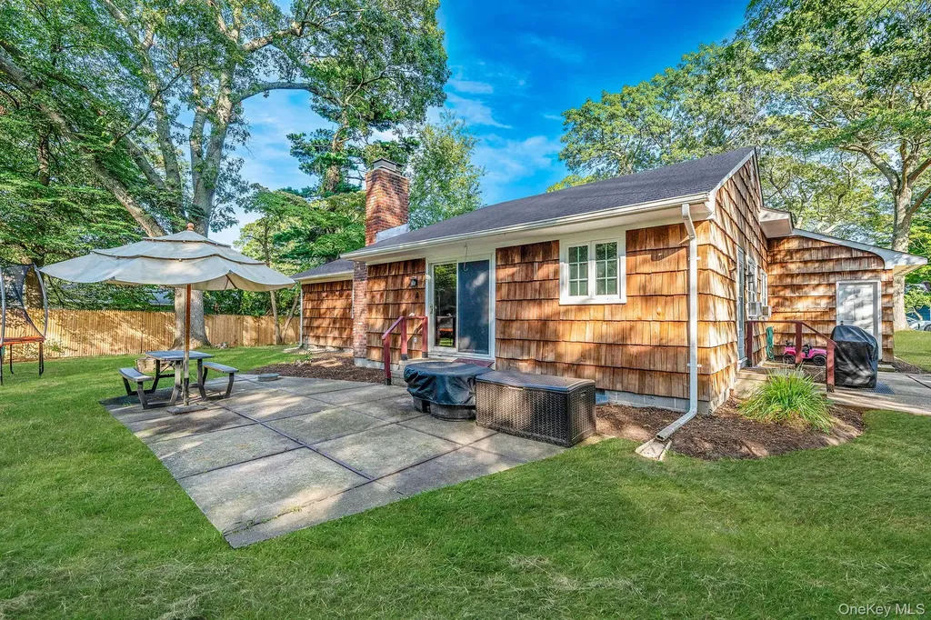 7 Cornell Road Shoreham NY 11786