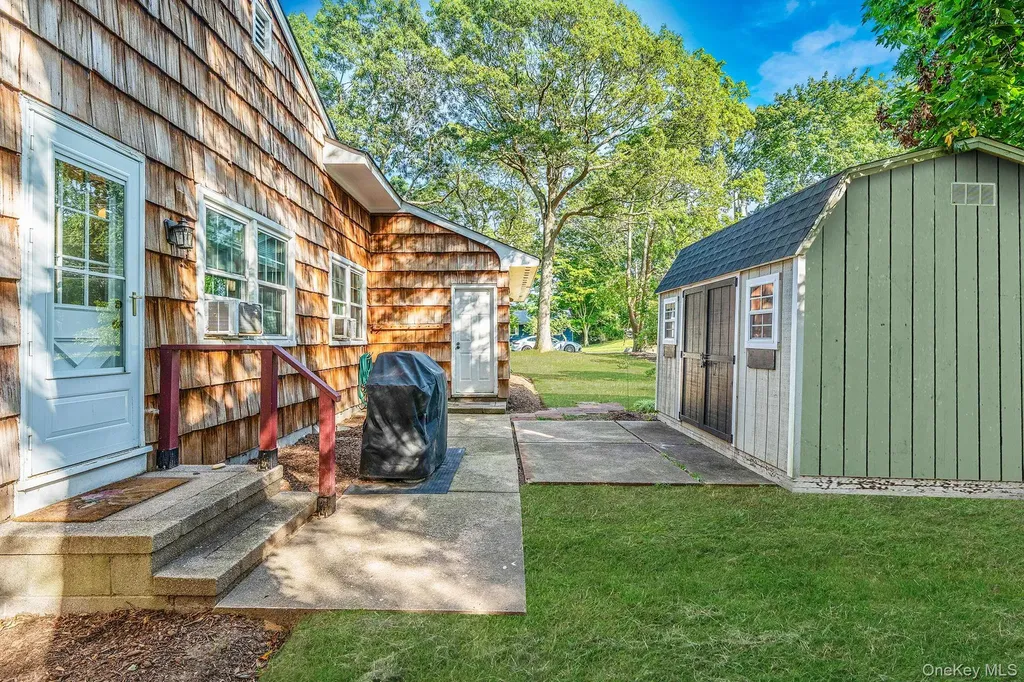 7 Cornell Road Shoreham NY 11786