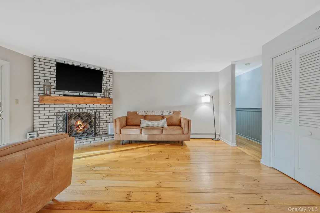 7 Cornell Road Shoreham NY 11786