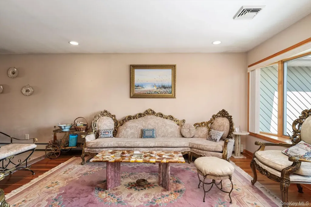 800 Mayer Drive Wantagh NY 11793