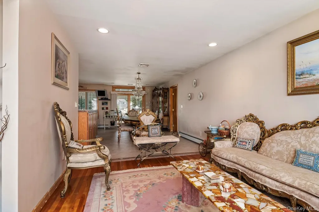 800 Mayer Drive Wantagh NY 11793