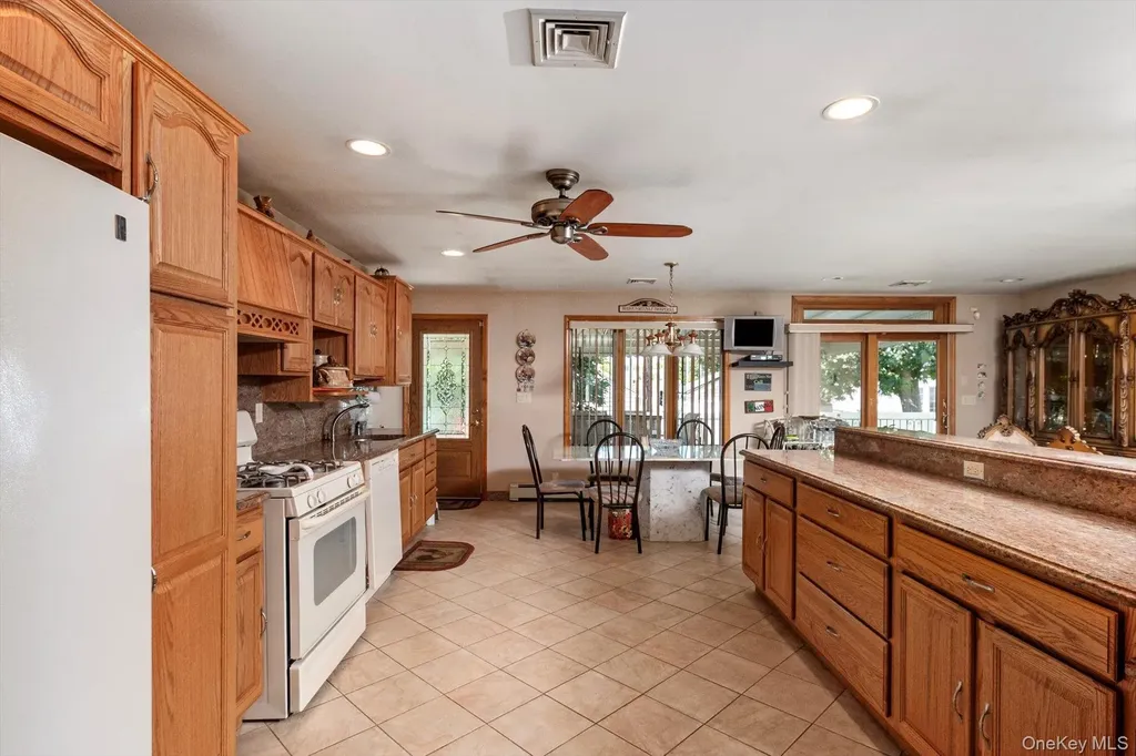 800 Mayer Drive Wantagh NY 11793