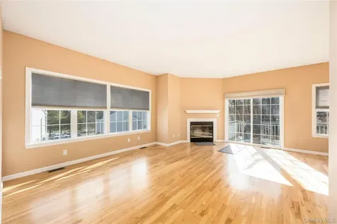 1476 Iroquois Street Shrub Oak NY 10588